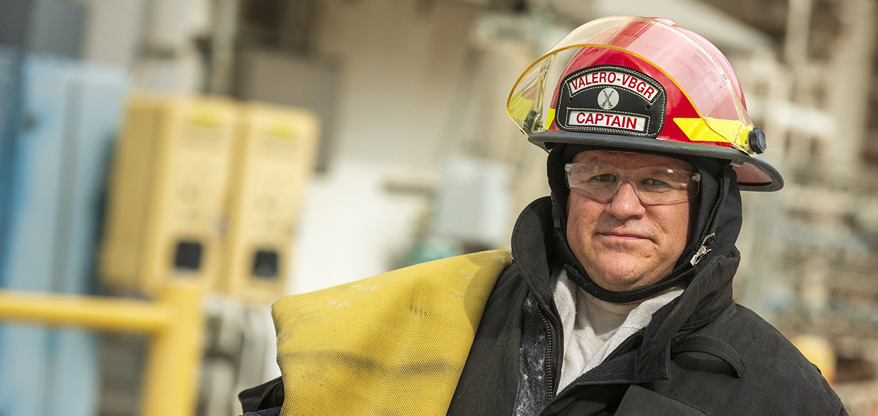 yd7610 Refinery Fireman