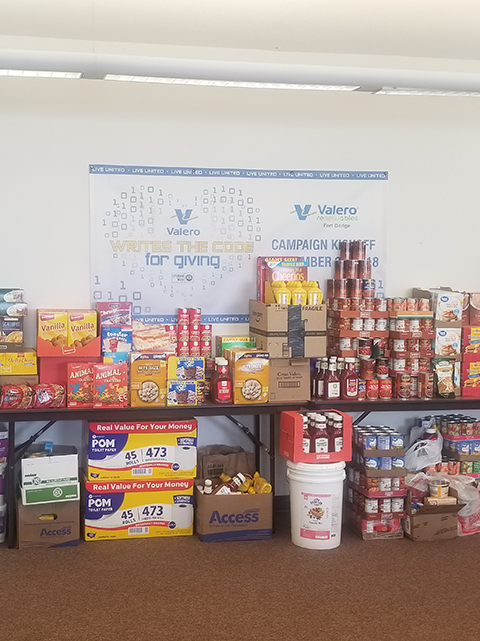 yd7610 Fort Dodge Food Drive Donations
