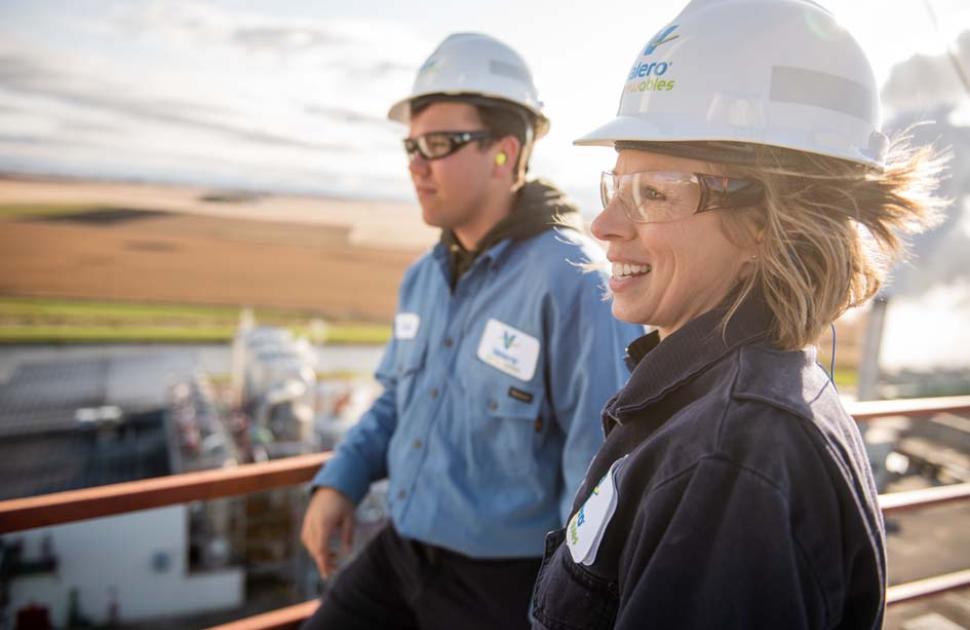 yd7610 employees at an ethanol plant.