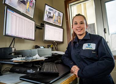 yd7610 Renewables Employee